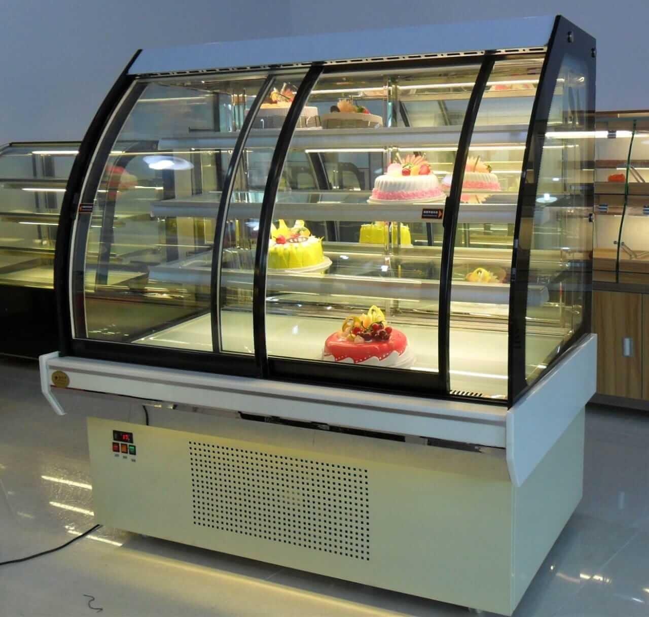 Cake display counter